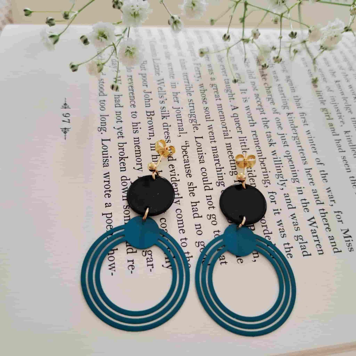 Loop Charm Tiddlywink Earrings