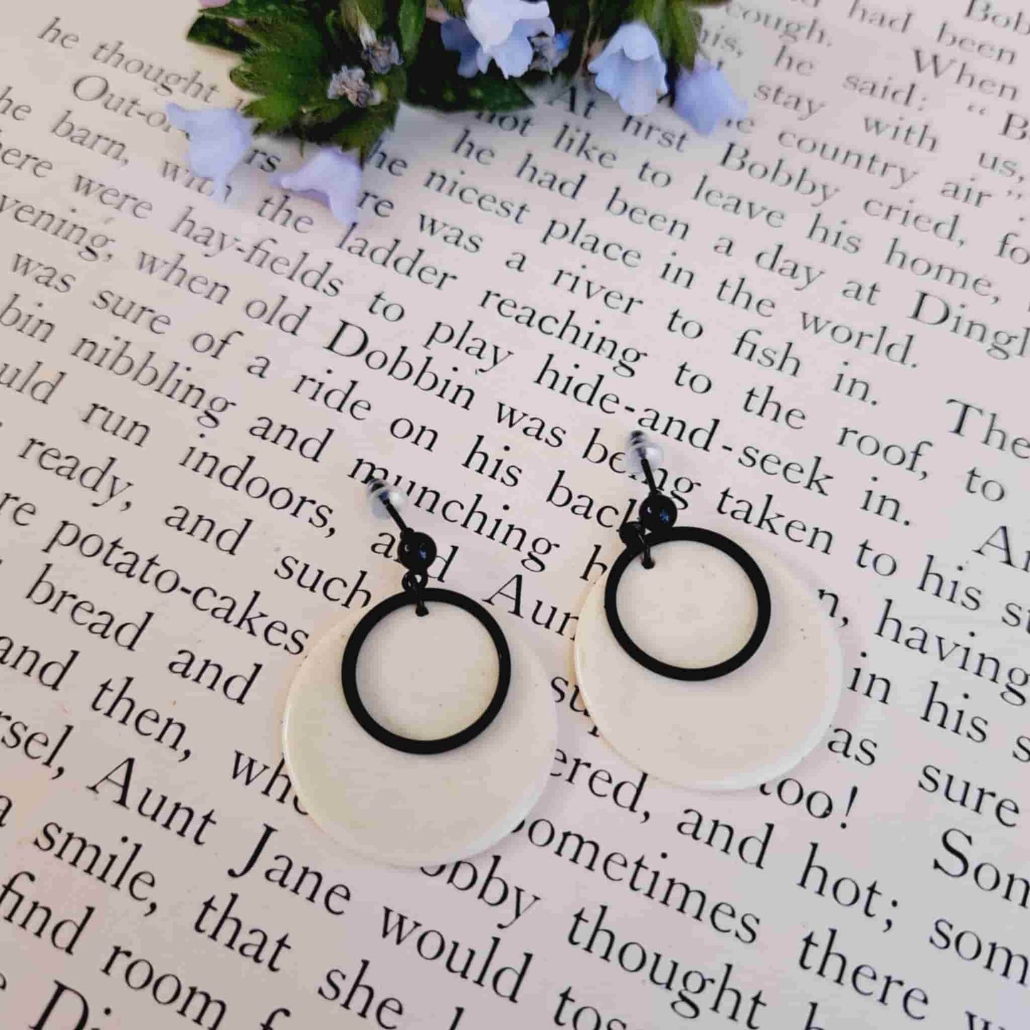 Tiddlywink Hoop Earrings