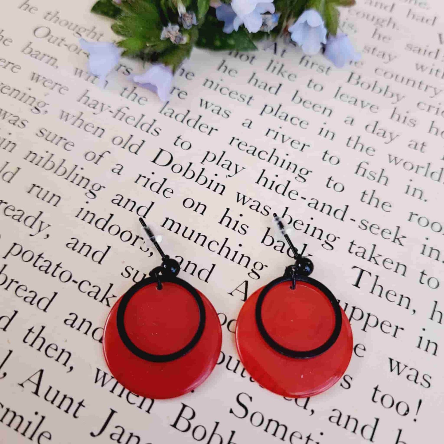 Tiddlywink Hoop Earrings