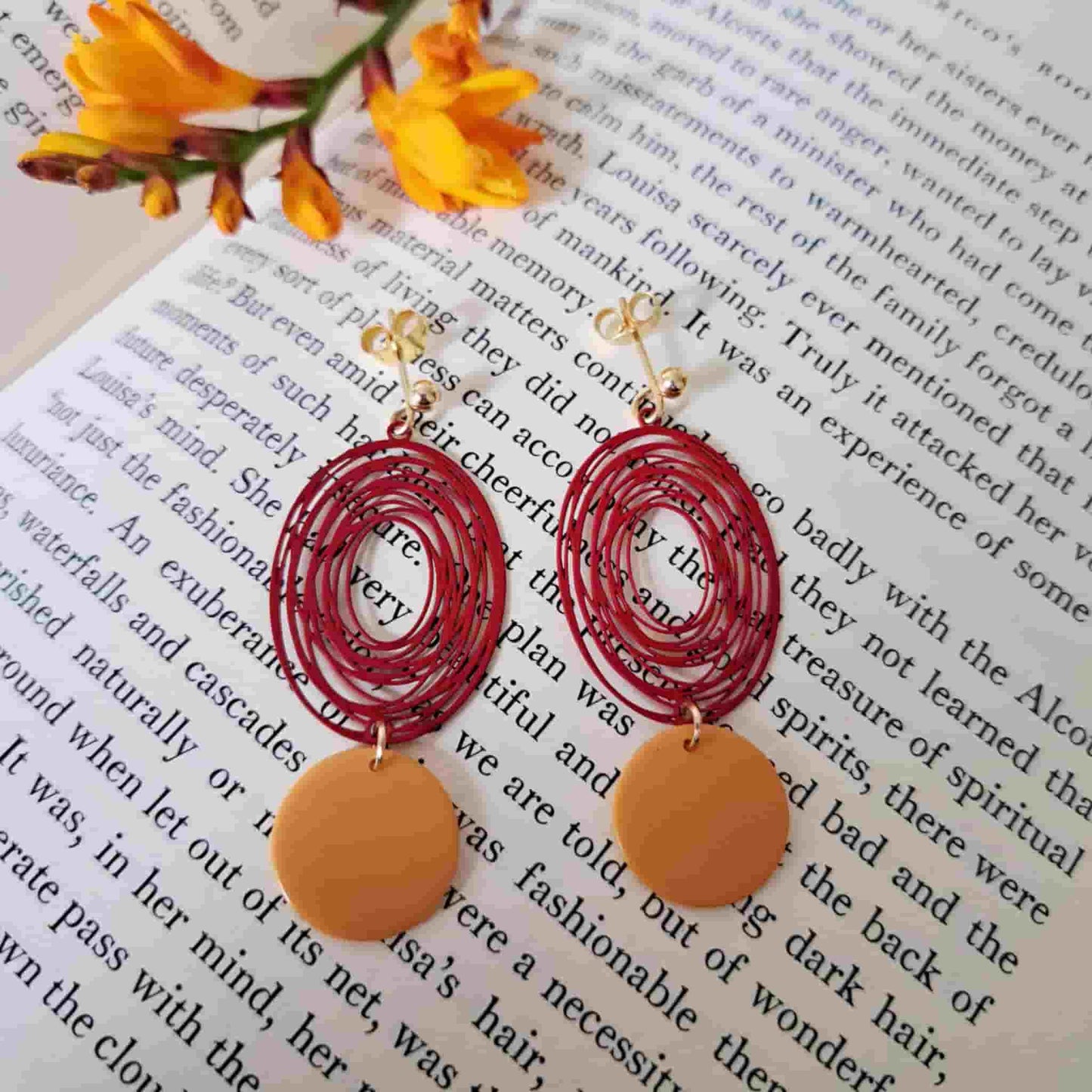 Swirl Charm Tiddlywink Earrings