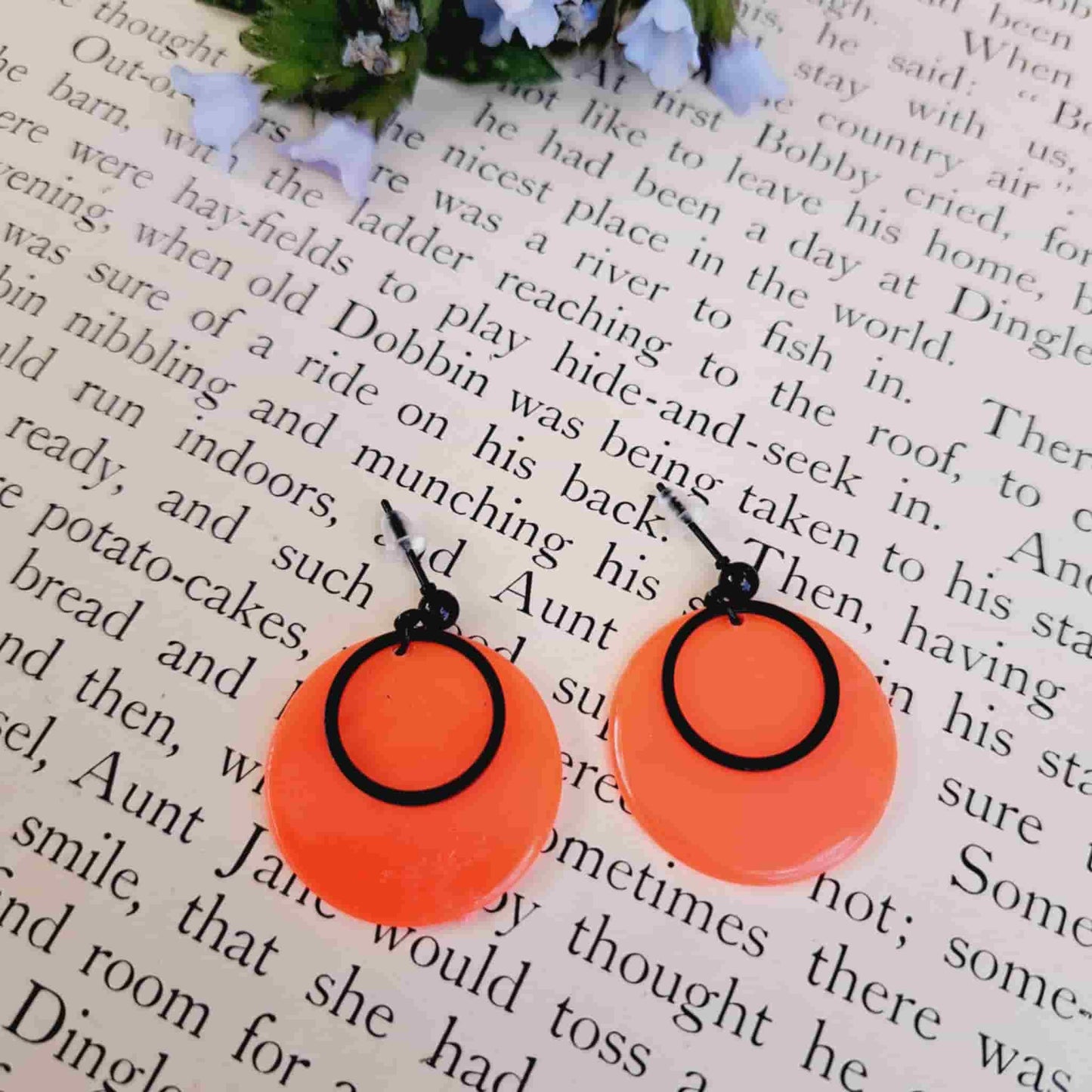 Tiddlywink Hoop Earrings