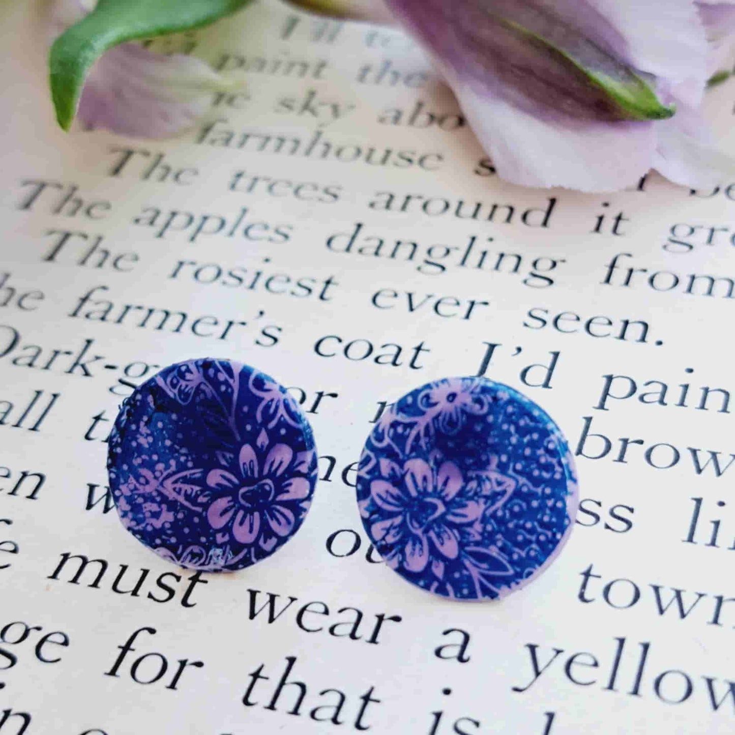 Tiddlywink Stud Earrings