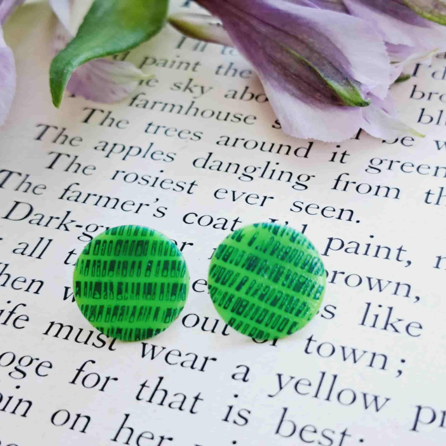 Tiddlywink Stud Earrings