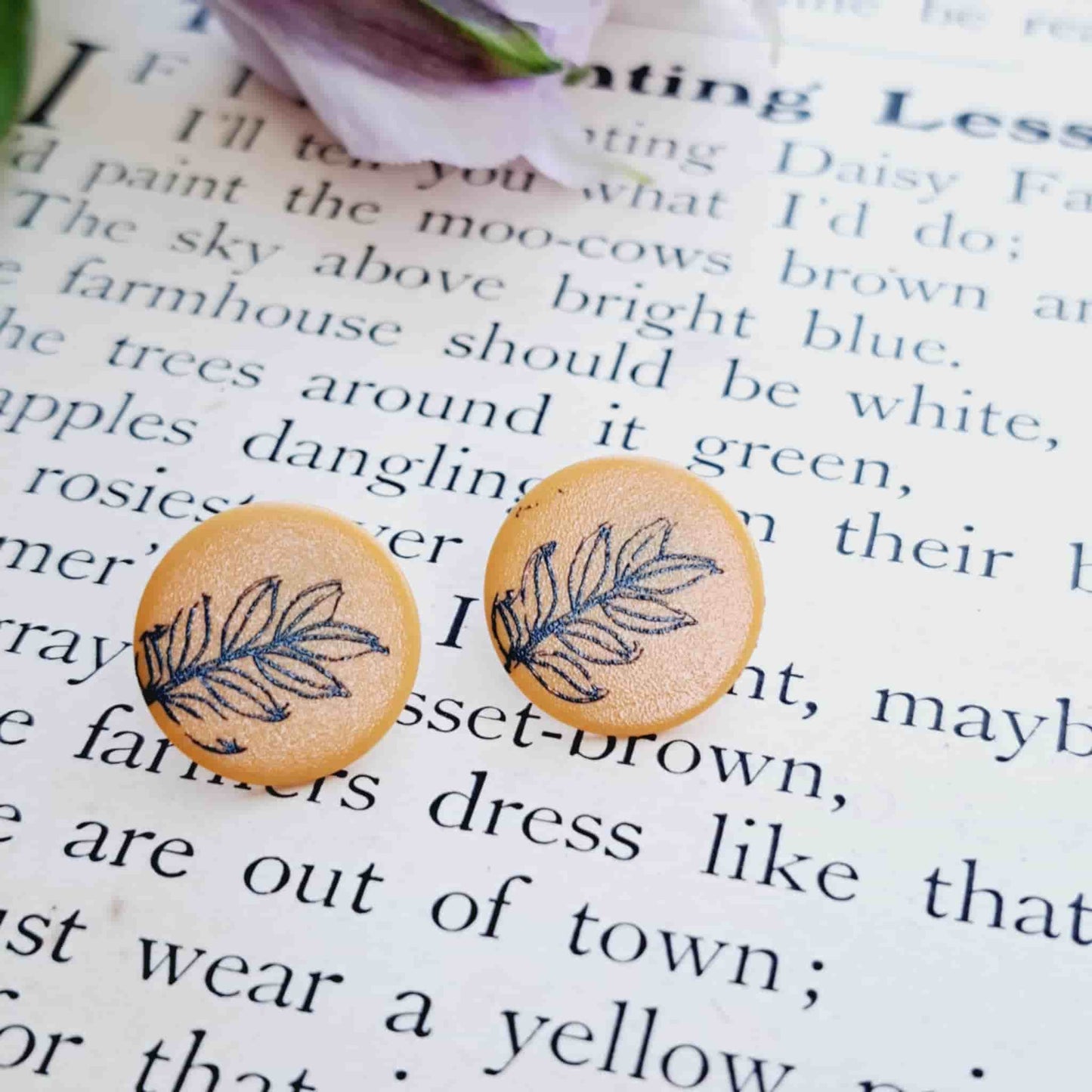 Tiddlywink Stud Earrings